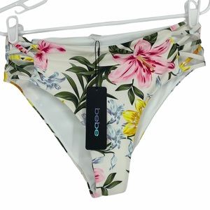 BEBE NWT FLORAL LILY STRAPPY BIKINI BOTTOMS LARGE